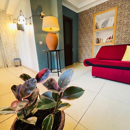 Hotel Klarastan Bon Voyage Tbiliszi Kültér fotó