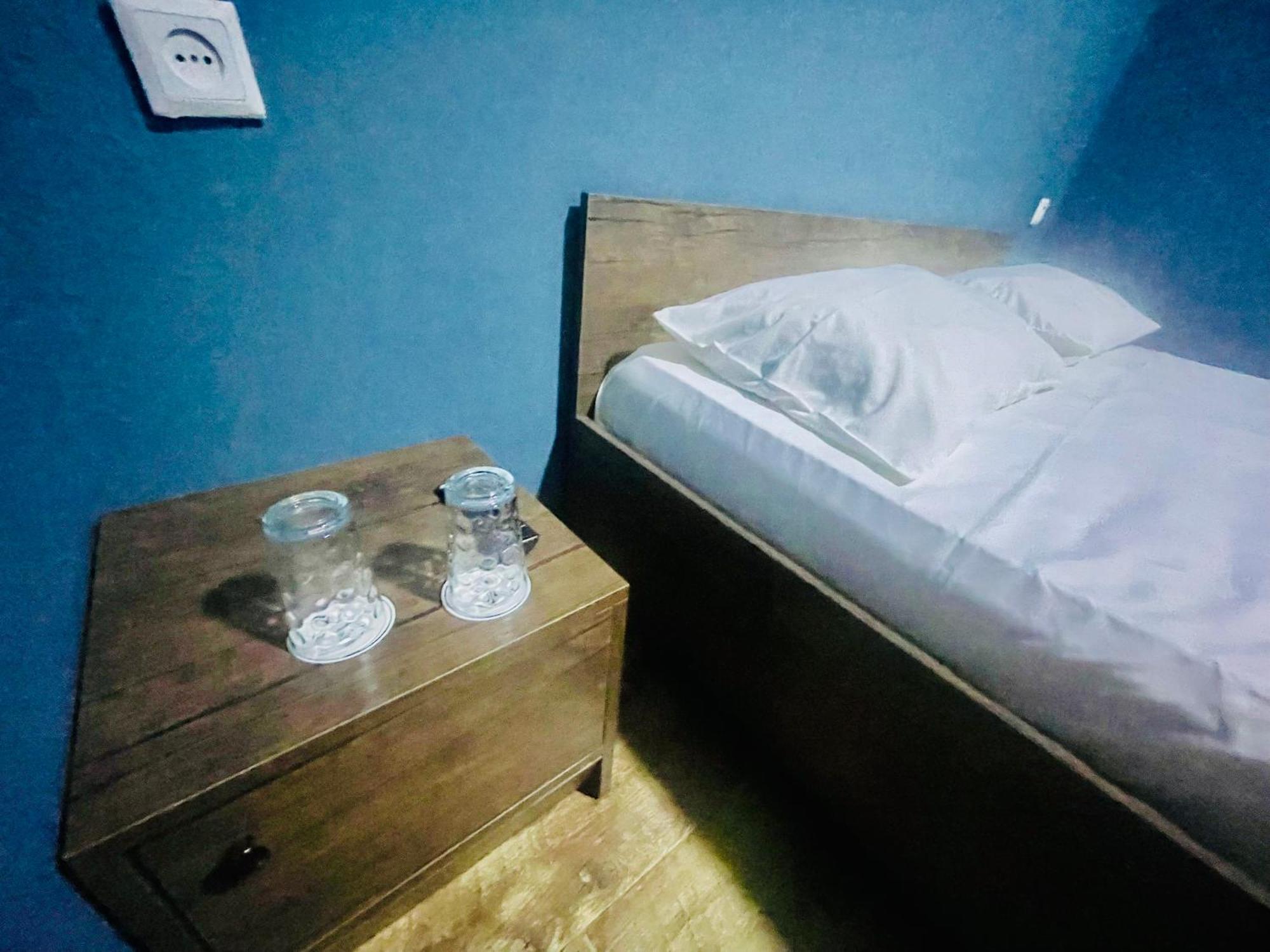 Hotel Klarastan Bon Voyage Tbiliszi Kültér fotó