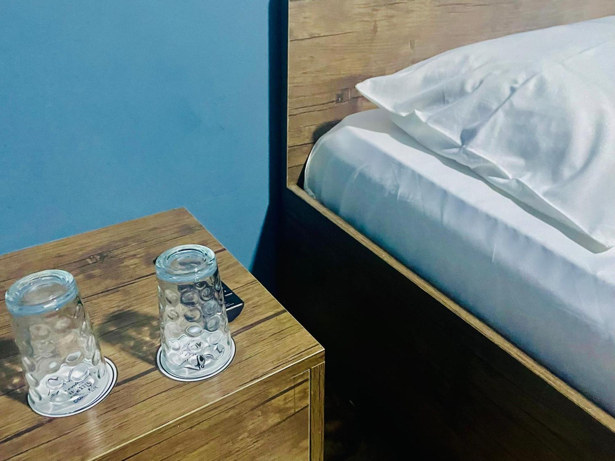 Hotel Klarastan Bon Voyage Tbiliszi Kültér fotó