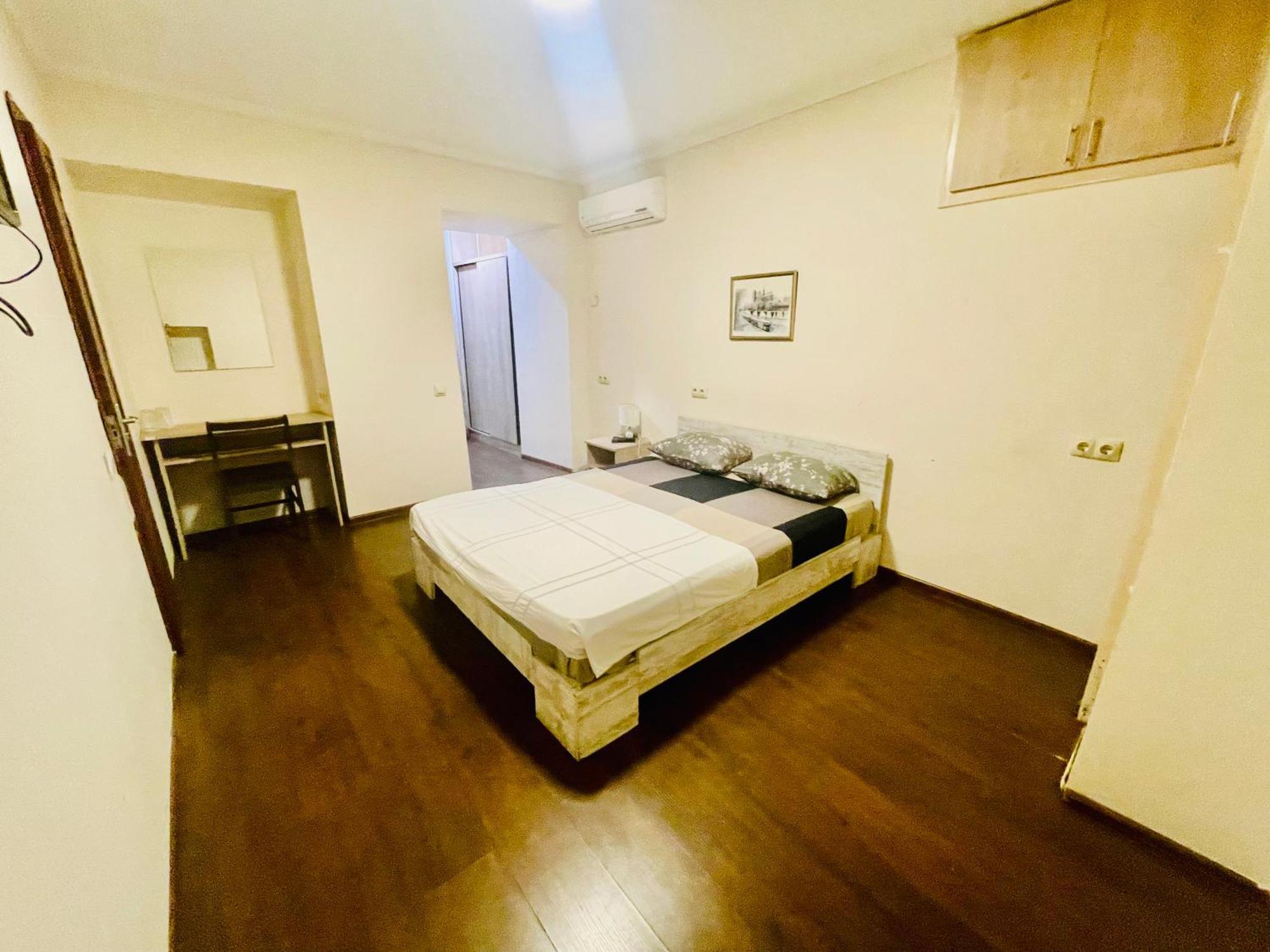 Hotel Klarastan Bon Voyage Tbiliszi Kültér fotó