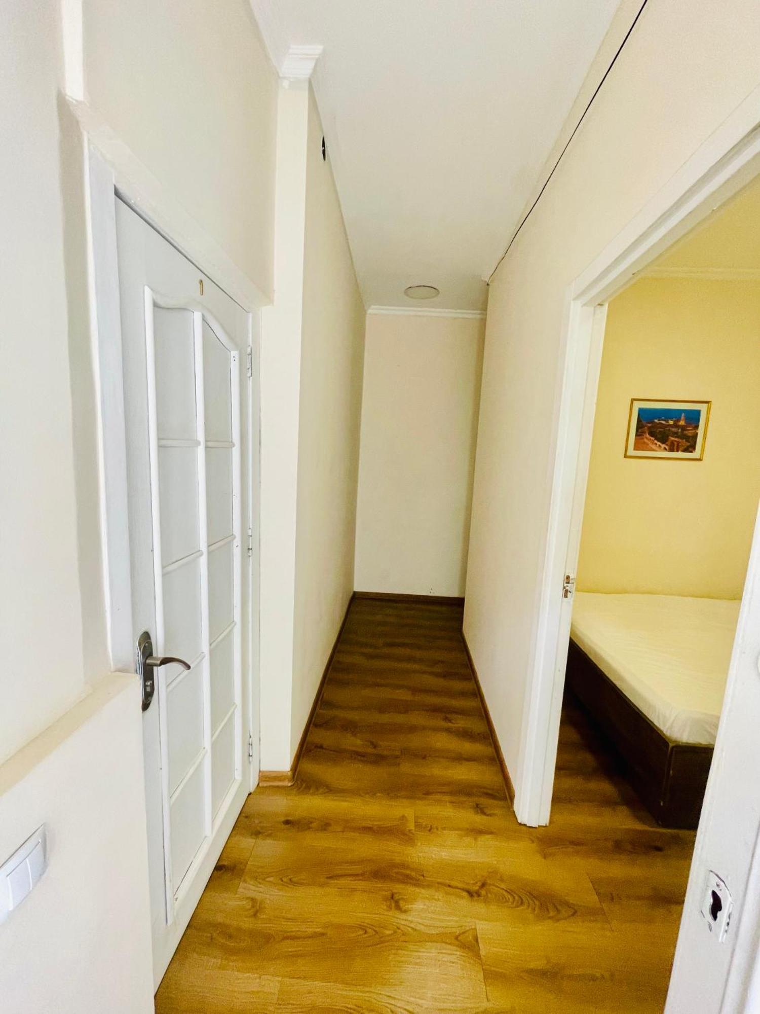 Hotel Klarastan Bon Voyage Tbiliszi Kültér fotó